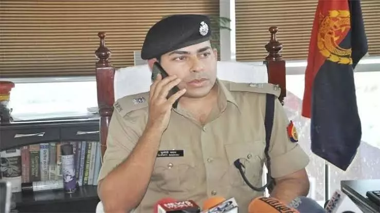 दुल्हैंडी के पर्व पर डीजे पर शराब पीकर हुड़दंग करने, अश्लील गाना व किसी भी पार्टी का गाना बजाने वालों पर भी कड़ी कार्रवाई- एसपी शामली सुकृति माधव दुल्हैंडी के पर्व पर डीजे पर शराब पीकर हुड़दंग करने, अश्लील गाना व किसी भी पार्टी का गाना बजाने वालों पर भी कड़ी कार्रवाई- एसपी शामली सुकृति माधव