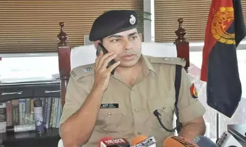 दुल्हैंडी के पर्व पर डीजे पर शराब पीकर हुड़दंग करने, अश्लील गाना व किसी भी पार्टी का गाना बजाने वालों पर भी कड़ी कार्रवाई- एसपी शामली सुकृति माधव दुल्हैंडी के पर्व पर डीजे पर शराब पीकर हुड़दंग करने, अश्लील गाना व किसी भी पार्टी का गाना बजाने वालों पर भी कड़ी कार्रवाई- एसपी शामली सुकृति माधव