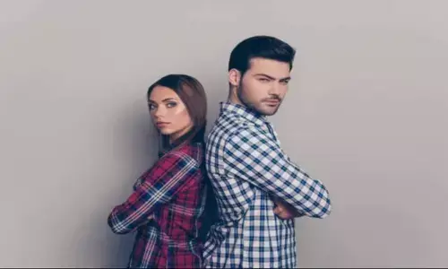 मजाक में भी पार्टनर से न करें ये बातें, बिगड़ सकता है रिश्ता मजाक में भी पार्टनर से न करें ये बातें, बिगड़ सकता है रिश्ता