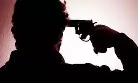 घरवालों को कुबूल नहीं था प्यार, युवक ने दी जान, फोन पर प्रेमिका को बोला- मुझे माफ करना, फिर... घरवालों को कुबूल नहीं था प्यार, युवक ने दी जान, फोन पर प्रेमिका को बोला- मुझे माफ करना, फिर...