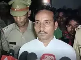4 महीने से लापता ब्लॉक प्रमुख सपा नेता के घर से बरामद, ऐसे खुला राज 4 महीने से लापता ब्लॉक प्रमुख सपा नेता के घर से बरामद, ऐसे खुला राज