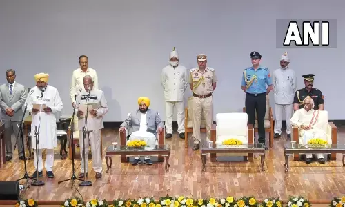 Punjab Cabinet: पंजाब की नई कैबिनेट का शपथ ग्रहण समारोह LIVE, जानिए- कौन हैं वो MLA जो ले रहे हैं मंत्री पद की शपथ