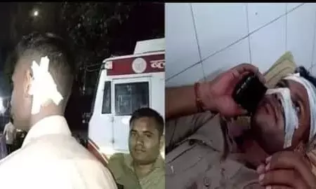 होली में दो पक्षों में विवाद, मौके पर पहुंची पुलिस पर पथराव होली में दो पक्षों में विवाद, मौके पर पहुंची पुलिस पर पथराव
