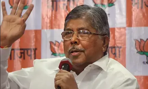 महाराष्ट्र BJP अध्यक्ष का दावा, केवल दो घंटे सोते हैं पीएम मोदी, देश के लिए कर रहे 24 घंटे जगने का प्रयास