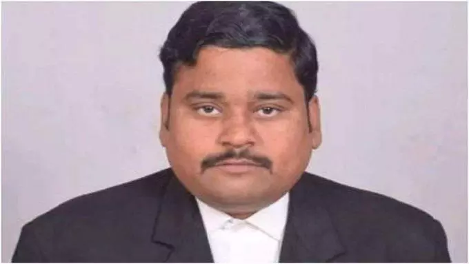 महाराजगंज में भाजपा नेता की गोली मारकर हत्या, CCTV फुटेज खंगाल रही पुलिस महाराजगंज में भाजपा नेता की गोली मारकर हत्या, CCTV फुटेज खंगाल रही पुलिस