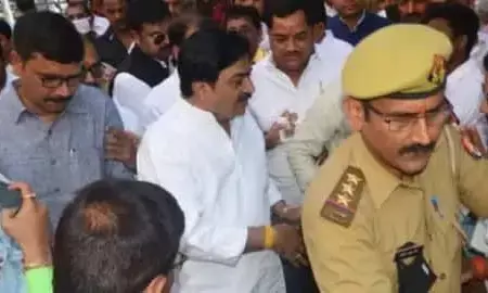 राजा भैया के करीबी एमएलसी अक्षय प्रताप को 7 साल की कैद