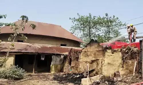 बीरभूम हिंसा की गोपनीय रिपोर्ट भाजपा कमेटी ने जेपी नड्डा को सौंपी बीरभूम हिंसा की गोपनीय रिपोर्ट भाजपा कमेटी ने जेपी नड्डा को सौंपी