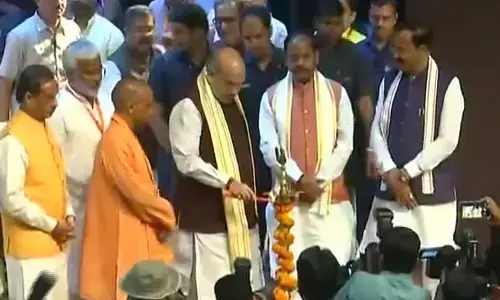 सर्वसम्मति से योगी आदित्यनाथ चुने गए BJP विधायक दल के नेता, अमित शाह-रघुवर दास ने किया ऐलान सर्वसम्मति से योगी आदित्यनाथ चुने गए BJP विधायक दल के नेता, अमित शाह-रघुवर दास ने किया ऐलान