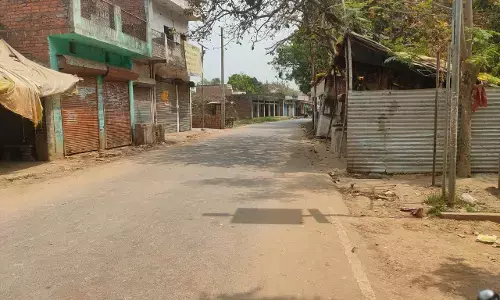 जफर आलम हत्या कांड के बाद मीरपुर गांव की गलियों में पसरा सन्नाटा