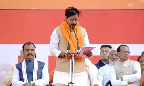 योगी की नई कैबिनेट में वाराणसी के अनिल राजभर को मिली जगह, ओमप्रकाश की चुनौती स्वीकारी और अरविंद राजभर को हराया योगी की नई कैबिनेट में वाराणसी के अनिल राजभर को मिली जगह, ओमप्रकाश की चुनौती स्वीकारी और अरविंद राजभर को हराया