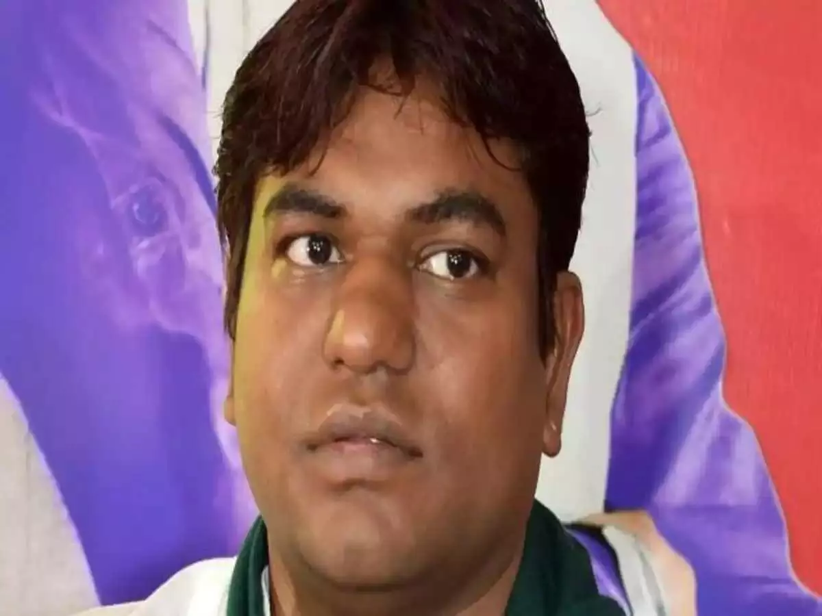 Mukesh Sahani Update News : मुकेश सहनी भारतीय लोकतंत्र का वो चेहरा है जो अब हर गांव में मौजूद है, जानिए कैसे? Mukesh Sahani Update News : मुकेश सहनी भारतीय लोकतंत्र का वो चेहरा है जो अब हर गांव में मौजूद है, जानिए कैसे?