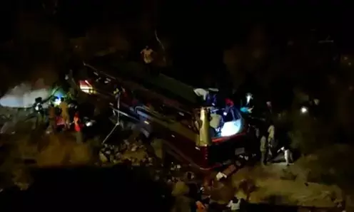 Bus Accident in Andhra Pradeshs Chittoor: 7 लोगों की जान चली गई और 45 अन्य घायल