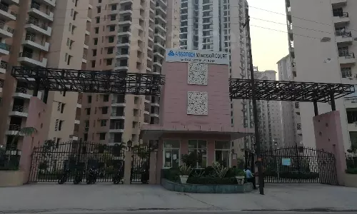 नोएडा प्राधिकरण ने 4 बिल्डरों पर लिखाई FIR नोएडा प्राधिकरण ने 4 बिल्डरों पर लिखाई FIR