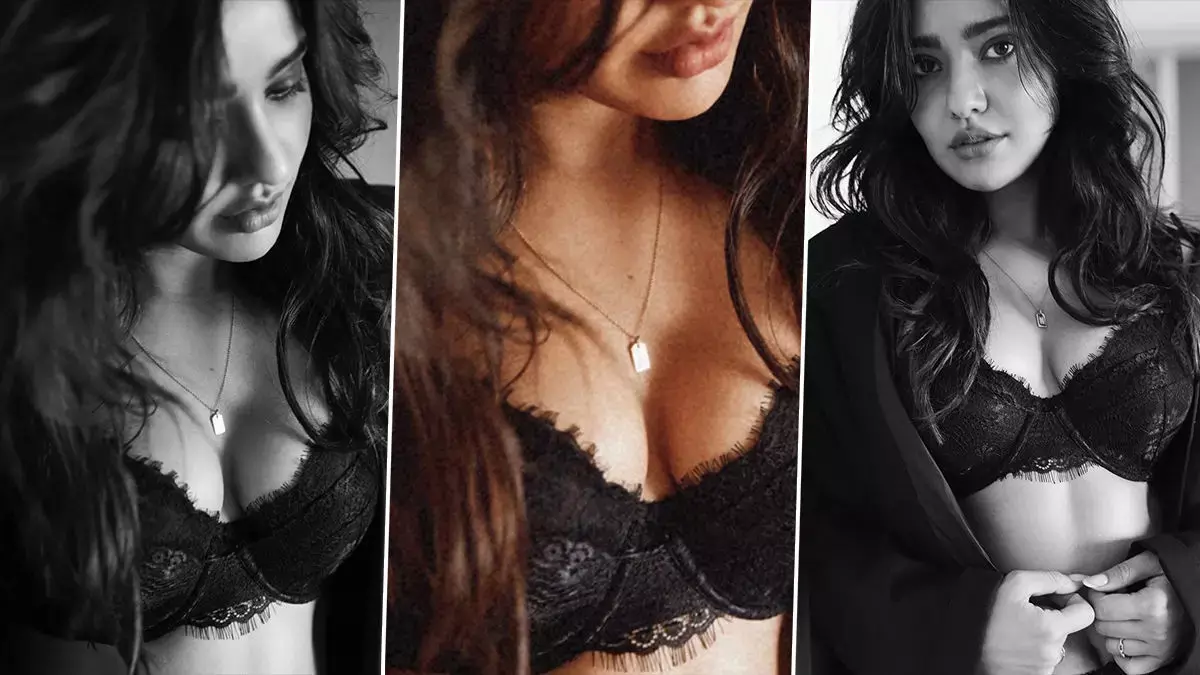 Neha Sharma Sexy Video: नेहा शर्मा ने ब्लैक ब्रा पहनकर दिखाया Sexy Video, फैंस के छूटे पसीने