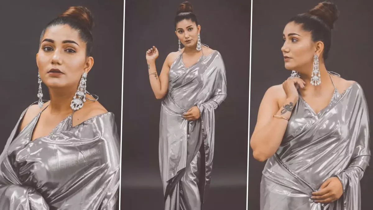 Sapna Choudhary Sexy Video: सपना चौधरी ने सिल्वर साड़ी पहनकर दिखाई अपनी हॉटनेस, तेवर देखकर फैंस भी हुए फिदा
