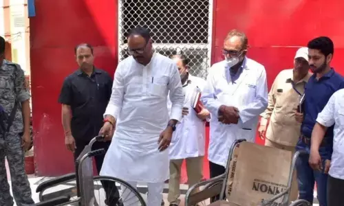 Deputy CM Brajesh Pathak arrived Civil Hospital Deputy CM Brajesh Pathak arrived Civil Hospital