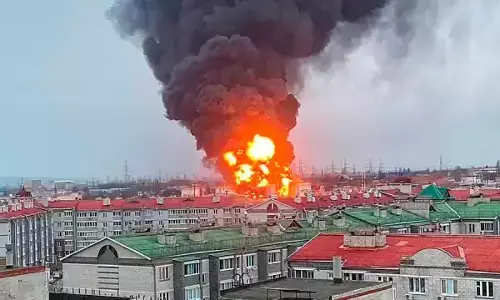 रूस में घुसकर यूक्रेन ने कर दी एयरस्ट्राइक, ऑयल डिपो को बनाया निशाना