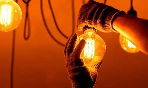 рдпреЗ рд░рд╣рд╛ рдкреВрд░реЗ рднрд╛рд░рдд рдХрд╛ рдмрд┐рдЬрд▓реА рдмрд┐рд▓, рдЬрд╛рдирд┐рдП рдПрдХ рдорд╣реАрдиреЗ рдореЗрдВ рдХрд┐рддрдиреА рдмрд┐рдЬрд▓реА рдЬрд▓рд╛ рджреЗрддреЗ рд╣реИрдВ рднрд╛рд░рддреАрдп рдпреЗ рд░рд╣рд╛ рдкреВрд░реЗ рднрд╛рд░рдд рдХрд╛ рдмрд┐рдЬрд▓реА рдмрд┐рд▓, рдЬрд╛рдирд┐рдП рдПрдХ рдорд╣реАрдиреЗ рдореЗрдВ рдХрд┐рддрдиреА рдмрд┐рдЬрд▓реА рдЬрд▓рд╛ рджреЗрддреЗ рд╣реИрдВ рднрд╛рд░рддреАрдп