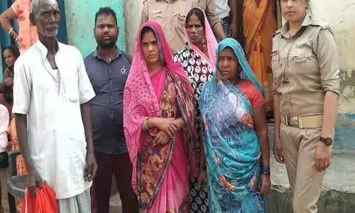 рд╕рд╕реБрд░рд╛рд▓рд╡рд╛рд▓реЛрдВ рд╕реЗ рддрдВрдЧ рдЖрдХрд░ рдорд╣рд┐рд▓рд╛ рд░рд╛рдордЧрдврд╝ рддрд╛рд▓ рдореЗрдВ рдХреВрджреА.рдкреБрд▓рд┐рд╕ рдиреЗ рдмрдЪрд╛рдИ рдЬрд╛рди рд╕рд╕реБрд░рд╛рд▓рд╡рд╛рд▓реЛрдВ рд╕реЗ рддрдВрдЧ рдЖрдХрд░ рдорд╣рд┐рд▓рд╛ рд░рд╛рдордЧрдврд╝ рддрд╛рд▓ рдореЗрдВ рдХреВрджреА.рдкреБрд▓рд┐рд╕ рдиреЗ рдмрдЪрд╛рдИ рдЬрд╛рди