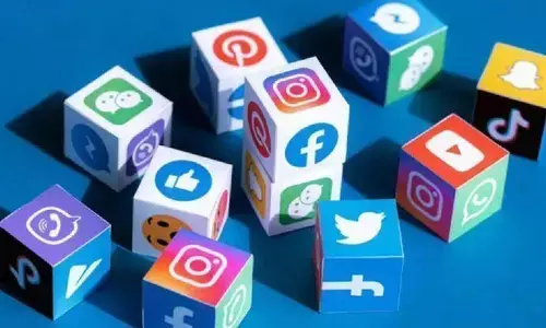 Posting on Social Media : सोशल मीडिया पर पोस्ट करते समय रहें अलर्ट, वरना नहीं मिलेगी आपको कोई जॉब