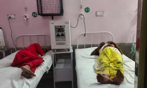 शामली में कुट्टू का आटा खाने से 2 परिवार के 8 सदस्य की हालत बिगड़ी