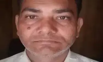 एसटीएफ की बड़ी कार्रवाई , एक और मुन्ना भाई एमबीबीएस को किया गिरफ्तार एसटीएफ की बड़ी कार्रवाई , एक और मुन्ना भाई एमबीबीएस को किया गिरफ्तार