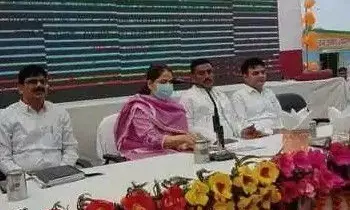 जिलाधिकारी शामली जसजीत कौर ने स्कूल चलो अभियान का किया शुभारंभ जिलाधिकारी शामली जसजीत कौर ने स्कूल चलो अभियान का किया शुभारंभ