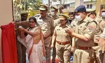 वरिष्ठ पुलिस अधीक्षक सुकृति माधव ने महिला थाने में किया किड्स जोन का उद्घाटन वरिष्ठ पुलिस अधीक्षक सुकृति माधव ने महिला थाने में किया किड्स जोन का उद्घाटन