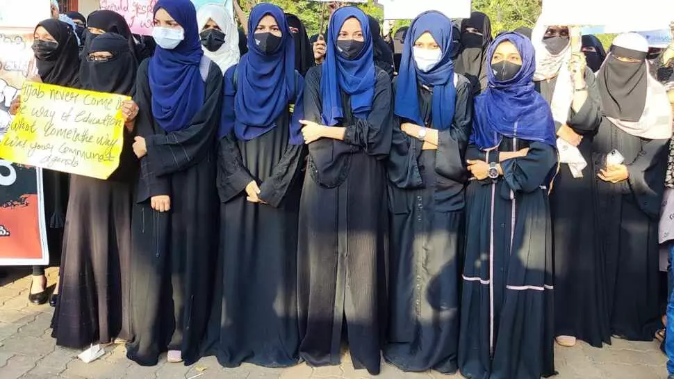 Hijab vs Shaheen Bagh Movement: हिजाब बनाम शाहीनबाग़ आन्दोलन