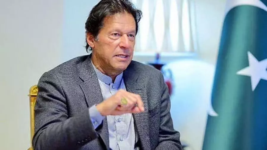 Pakistan News: इमरान खान ने गिफ्ट में मिला 18 करोड़ का नेकलेस बेच किया था घपला, FIA की जांच शुरू