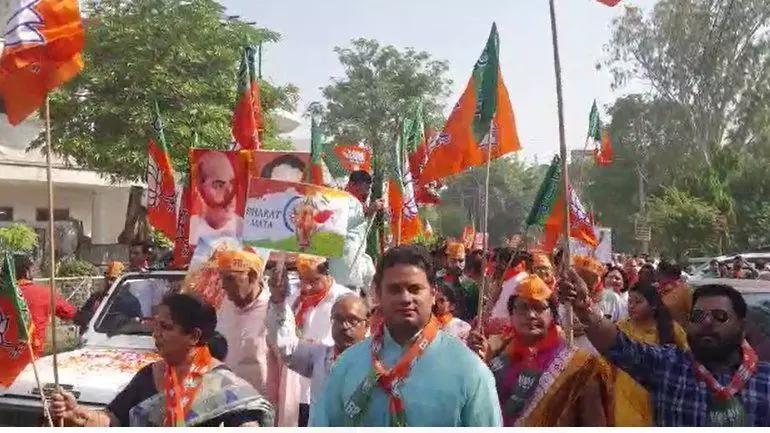 गाजियाबाद में भारतीय जनता पार्टी ने मनाया धूम-धाम से स्थापना दिवस