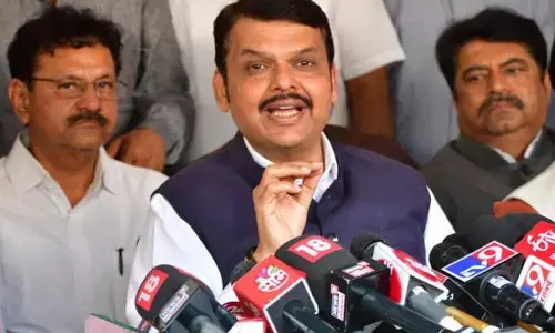 संजय राउत से जुड़ी संपत्ति पर ईडी की कार्रवाई को लेकर फडणवीस ने क्या कहा? संजय राउत से जुड़ी संपत्ति पर ईडी की कार्रवाई को लेकर फडणवीस ने क्या कहा?