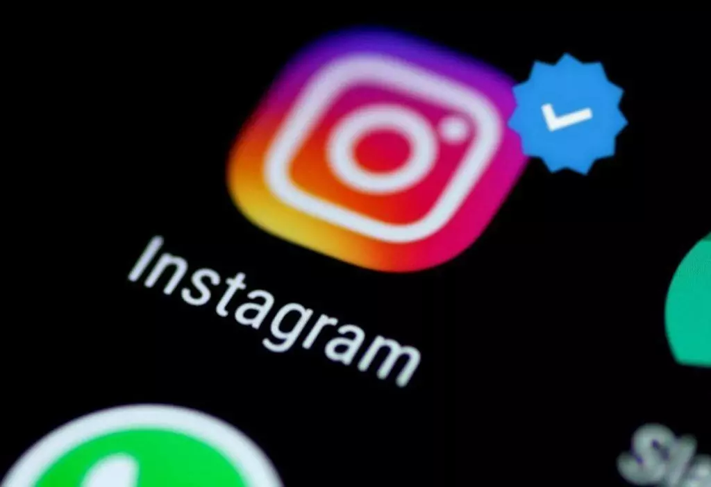 Instagram में ब्लू टिक पाने के लिए ऐसे करें अप्लाई, जानें- क्या है आसान तरीका