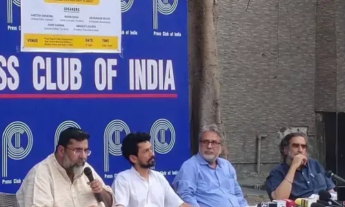 पत्रकारों पर हमले के खिलाफ प्रेस क्लब-DIGIPUB की सभा से लौटकर लिखा ये आँखों देखा हाल पत्रकारों पर हमले के खिलाफ प्रेस क्लब-DIGIPUB की सभा से लौटकर लिखा ये आँखों देखा हाल