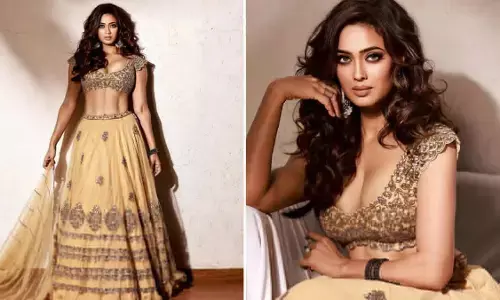 Shweta Tiwari Sexy Video: Shweta Tiwari ने Sexy कपड़ों में कराया Sexy Photoshoot, नहीं देखा होगा इतना Sexy अंदाज Shweta Tiwari Sexy Video: Shweta Tiwari ने Sexy कपड़ों में कराया Sexy Photoshoot, नहीं देखा होगा इतना Sexy अंदाज