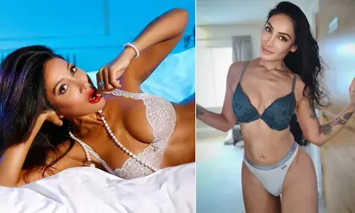 Sofia Hayat Sexy Video: Sofia Hayat ने बोल्ड स्टाइल में पोस्ट की हॉट Photos, इंस्टाग्राम पर मचा बवाल Sofia Hayat Sexy Video: Sofia Hayat ने बोल्ड स्टाइल में पोस्ट की हॉट Photos, इंस्टाग्राम पर मचा बवाल
