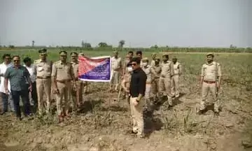 कुख्यात संजीव जीवा की जमीन पर जिलाअधिकारी के आदेश पर किया सरकारी कब्जा