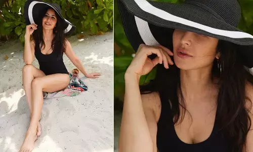 Katrina Kaif Sexy Video: Katrina Kaif ने मोनोकिनी पहनकर बीच पर दिखाई सेक्सी अदा, Photos देखकर फैंस हुए मदहोश Katrina Kaif Sexy Video: Katrina Kaif ने मोनोकिनी पहनकर बीच पर दिखाई सेक्सी अदा, Photos देखकर फैंस हुए मदहोश