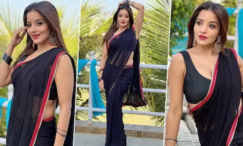 Monalisa Sexy Photos: Sexy साड़ी में एक्ट्रेस मोनालिसा ने दिखाया देसी भाभी अवतार, Sexy तस्वीरें हुई वायरल Monalisa Sexy Photos: Sexy साड़ी में एक्ट्रेस मोनालिसा ने दिखाया देसी भाभी अवतार, Sexy तस्वीरें हुई वायरल