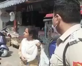शामली में बदमाशों के हौसले बुलंद युवती का मोबाइल छीन कर फरार हुए बदमाश