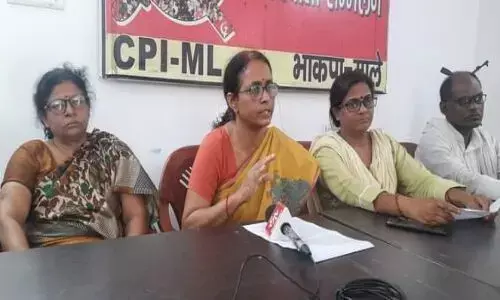 6 सहेलियों का एक साथ जहर खाना आत्महत्या या हत्या? माले व ऐपवा ने की हाईलेवल जांच की मांग 6 सहेलियों का एक साथ जहर खाना आत्महत्या या हत्या? माले व ऐपवा ने की हाईलेवल जांच की मांग