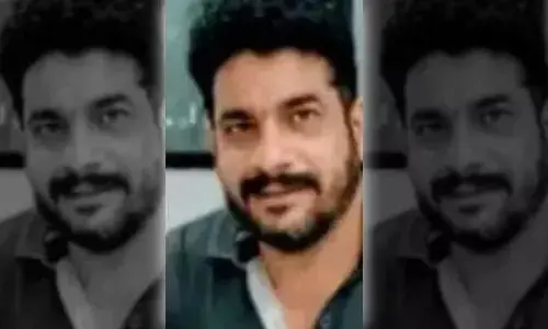 RTO दफ्तर में तैनात आधिकारी ने खुद को मारी गोली, हालत गंभीर RTO दफ्तर में तैनात आधिकारी ने खुद को मारी गोली, हालत गंभीर