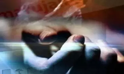 आगरा में प्रेमी युगल ने हाथों में गमछा बांध ट्रेन के आगे कूदकर दी जान, रिश्ते की बहन से हुआ प्यार, नहीं हो सकती थी शादी,