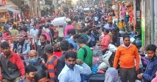 New guide line issued regarding Corona in Delhi: दिल्ली में कोरोना को लेकर नई गाइड लाइन जारी, पढ़कर ही घर से निकलें New guide line issued regarding Corona in Delhi: दिल्ली में कोरोना को लेकर नई गाइड लाइन जारी, पढ़कर ही घर से निकलें