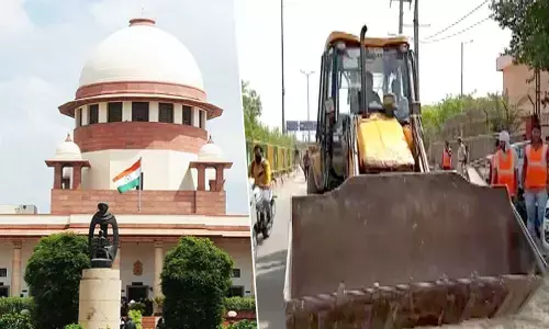 рд╢рд╣реАрди рдмрд╛рдЧ рдореЗрдВ рдмреБрд▓рдбреЛрдЬрд░ рдХреА рдПрдВрдЯреНрд░реА рдкрд░ рд╕реБрдкреНрд░реАрдо рдХреЛрд░реНрдЯ рдирд╛рд░рд╛рдЬ, рдкреВрдЫрд╛ - рдЬрдм рдорд╛рдорд▓рд╛ рдХреЛрд░реНрдЯ рдореЗрдВ рддреЛ рдХрд╛рд░реНрд░рд╡рд╛рдИ рдХреНрдпреЛрдВ? рд╢рд╣реАрди рдмрд╛рдЧ рдореЗрдВ рдмреБрд▓рдбреЛрдЬрд░ рдХреА рдПрдВрдЯреНрд░реА рдкрд░ рд╕реБрдкреНрд░реАрдо рдХреЛрд░реНрдЯ рдирд╛рд░рд╛рдЬ, рдкреВрдЫрд╛ - рдЬрдм рдорд╛рдорд▓рд╛ рдХреЛрд░реНрдЯ рдореЗрдВ рддреЛ рдХрд╛рд░реНрд░рд╡рд╛рдИ рдХреНрдпреЛрдВ?