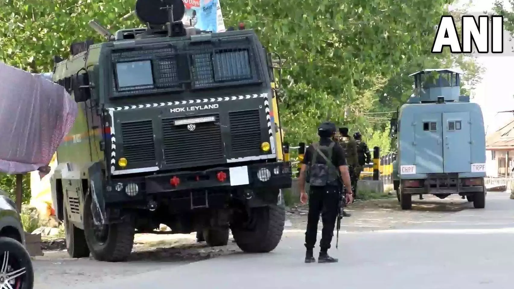 Jammu & Kashmir News : जम्मू-कश्मीर: पुलवामा में सेना से मुठभेड़ में 3 आतंकवादी ढेर, ऑपरेशन जारी