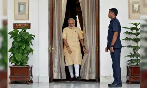 PM आवास के बाहर नमाज़, हनुमान चालीसा पढ़ना चाहती हैं NCP की महिला नेता, गृहमंत्री को लिखा पत्र PM आवास के बाहर नमाज़, हनुमान चालीसा पढ़ना चाहती हैं NCP की महिला नेता, गृहमंत्री को लिखा पत्र