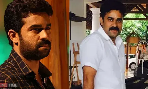 बलात्कार के आरोपों से इनकार करने के बाद विजय बाबू फरार