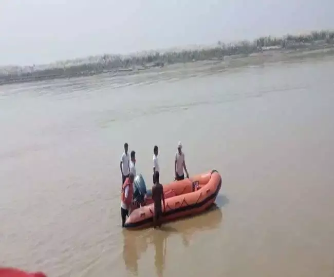 अयोध्‍या में दर्शन करने आए पिता-पुत्र सहित तीन लोग सरयू नदी में डूूबे, एसडीआरएफ ने बचाया