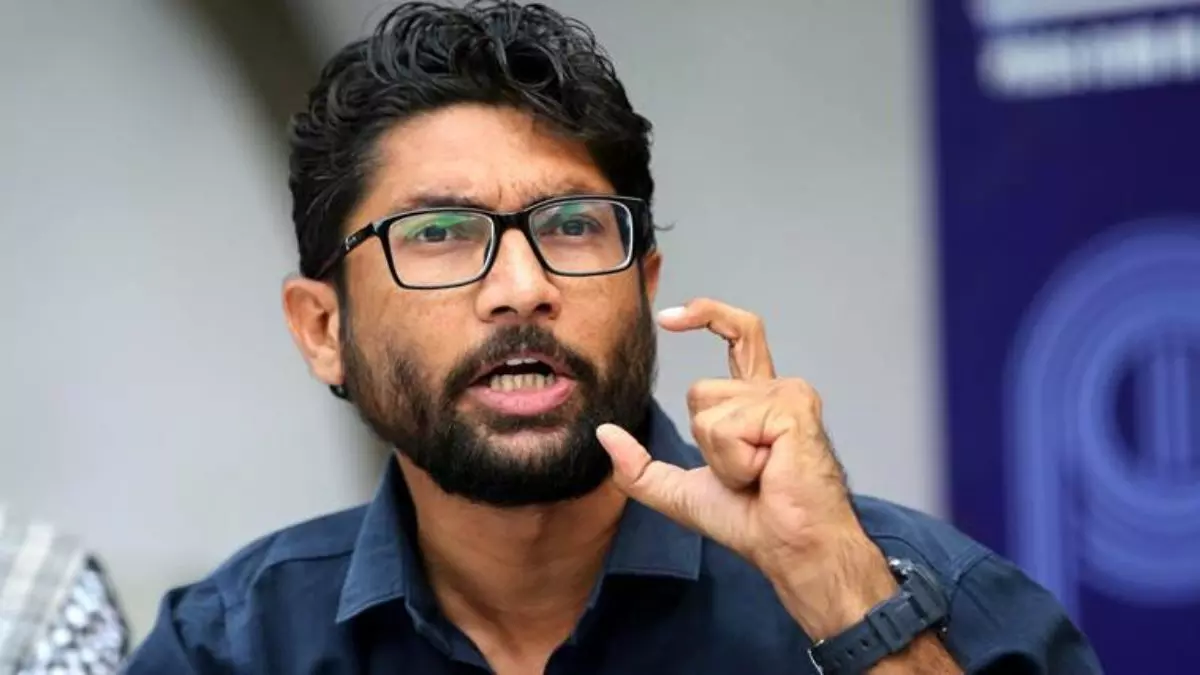 जिग्नेश मेवानी ने PMO पर लगाए गंभीर आरोप, बोले - 56 इंच की छाती वाले ने करवाई गिरफ्तारी जिग्नेश मेवानी ने PMO पर लगाए गंभीर आरोप, बोले - 56 इंच की छाती वाले ने करवाई गिरफ्तारी